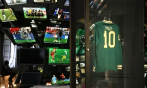 Museu do Futebol lança audioguia em formato de programa de rádio